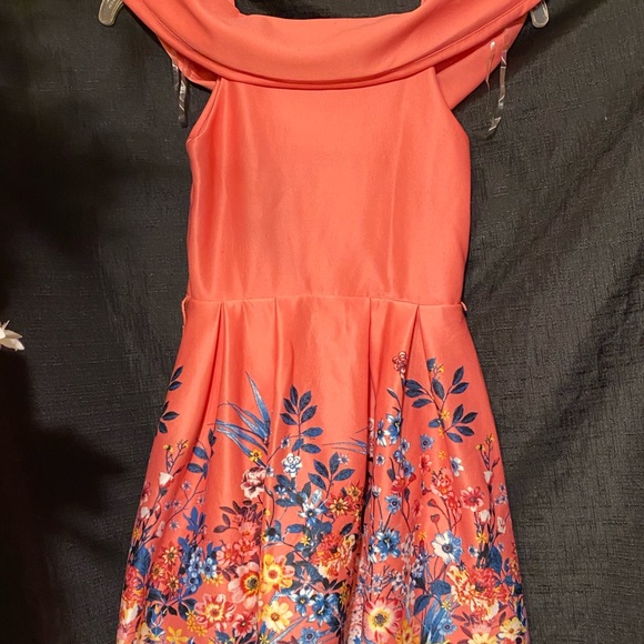 Knitworks - Picture 2 of 4